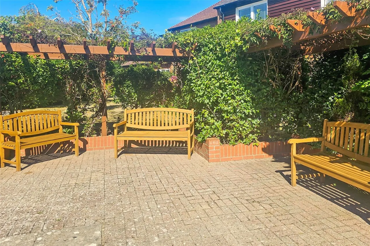 The Street, Rustington, BN16, photo 14