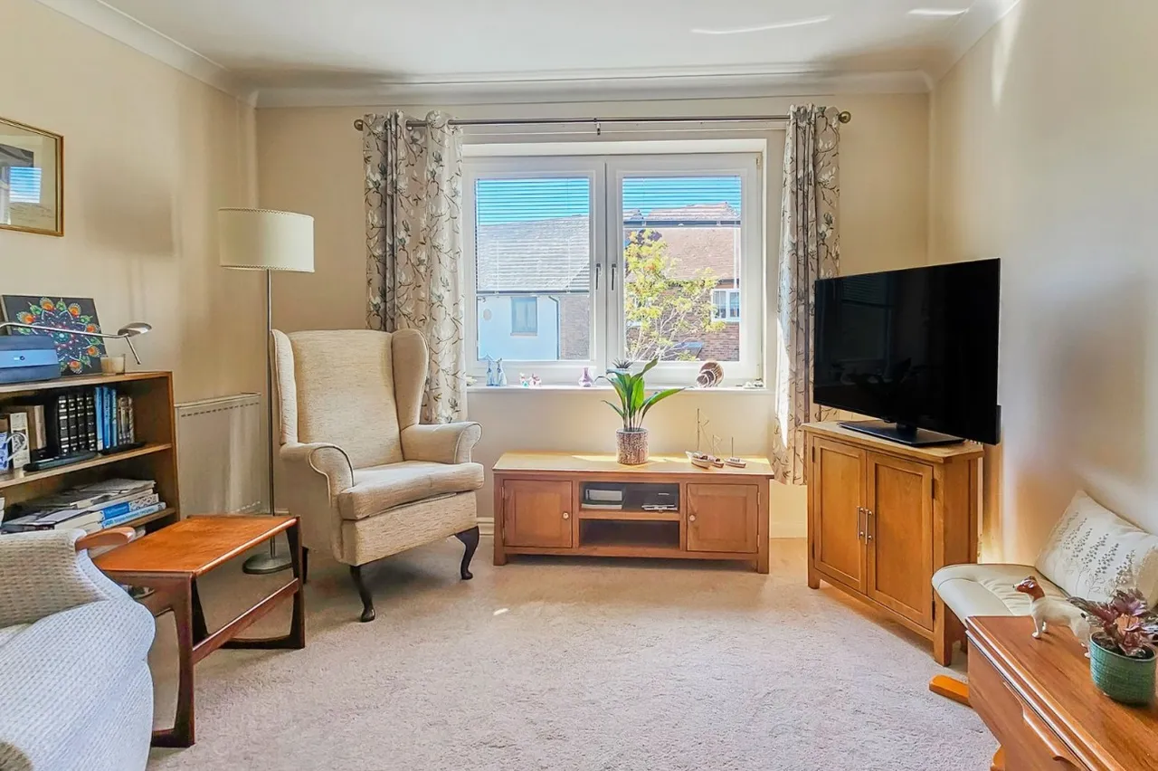 The Street, Rustington, BN16, photo 2