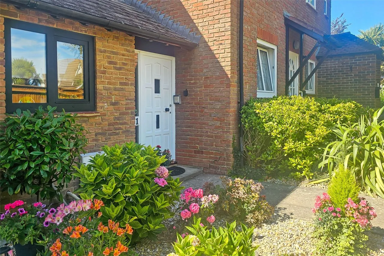 The Street, Rustington, BN16, photo 13