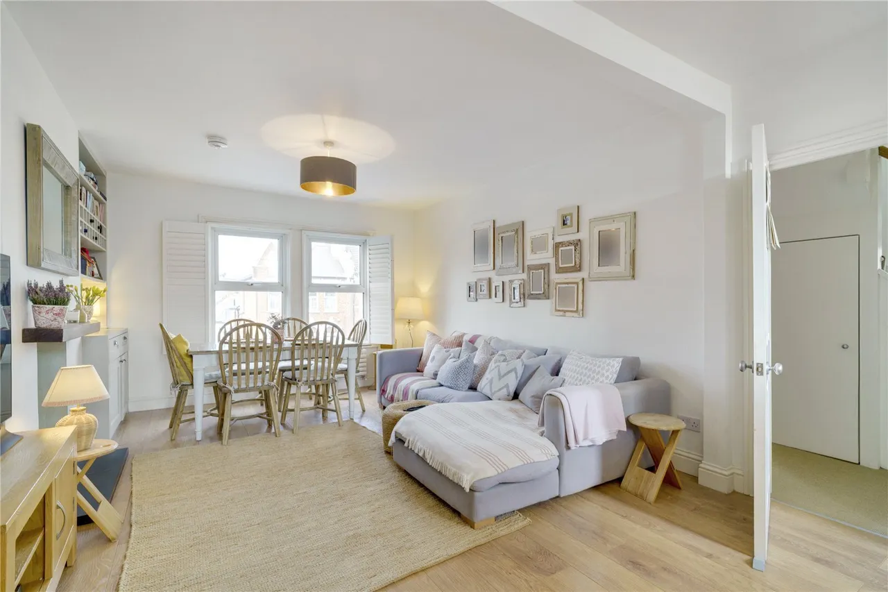 Battersea Rise, London, SW11, photo 12