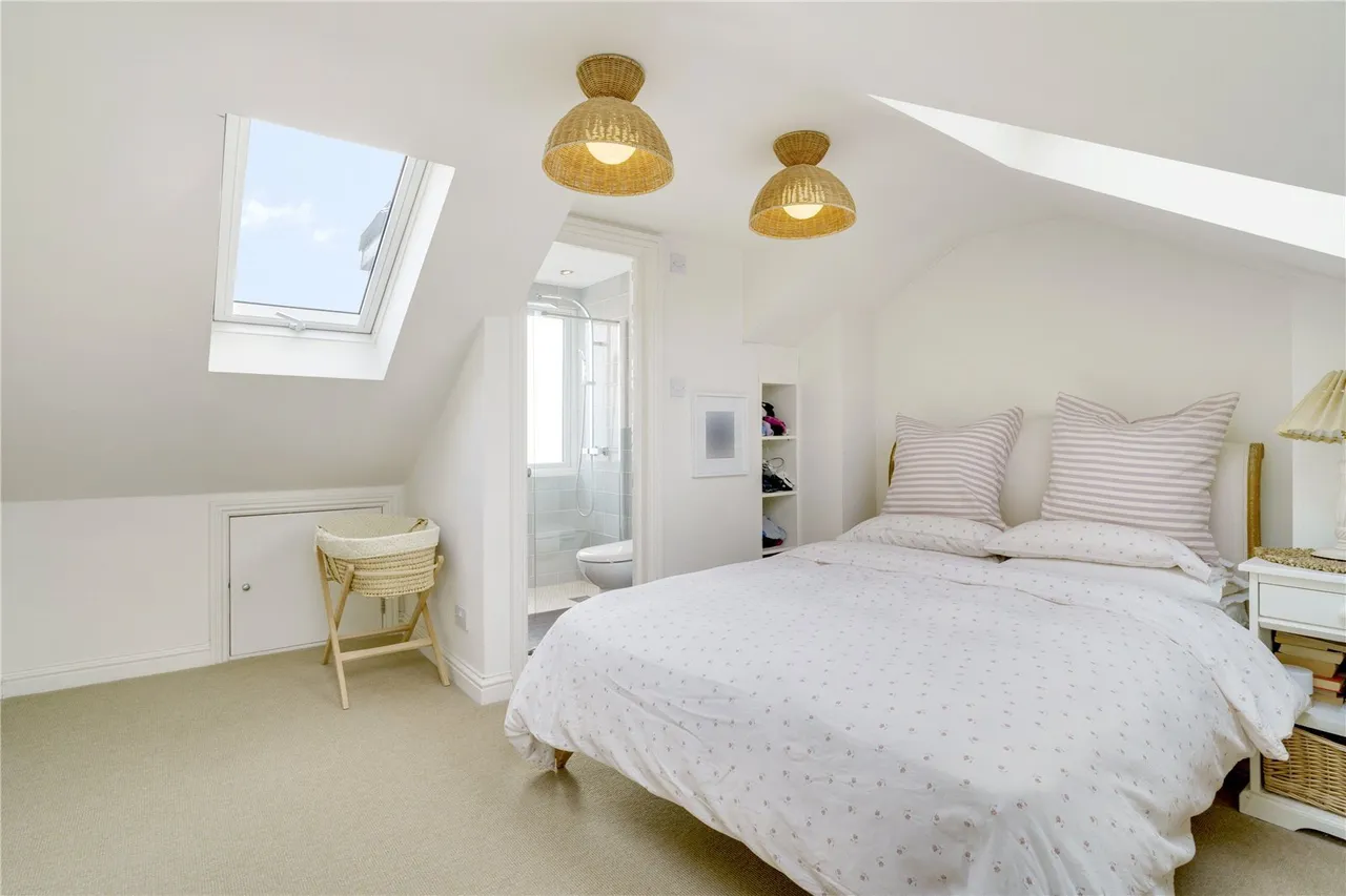 Battersea Rise, London, SW11, photo 5