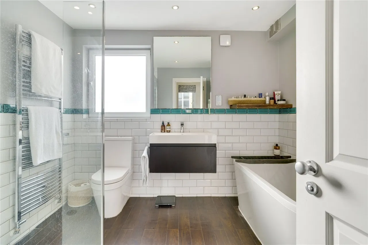 Battersea Rise, London, SW11, photo 9