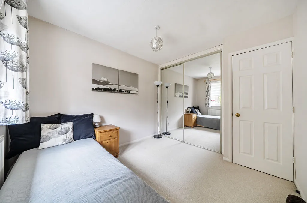 Reedham Drive, Purley CR8 4DS, photo 14