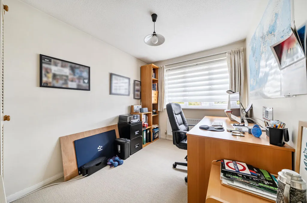 Reedham Drive, Purley CR8 4DS, photo 11