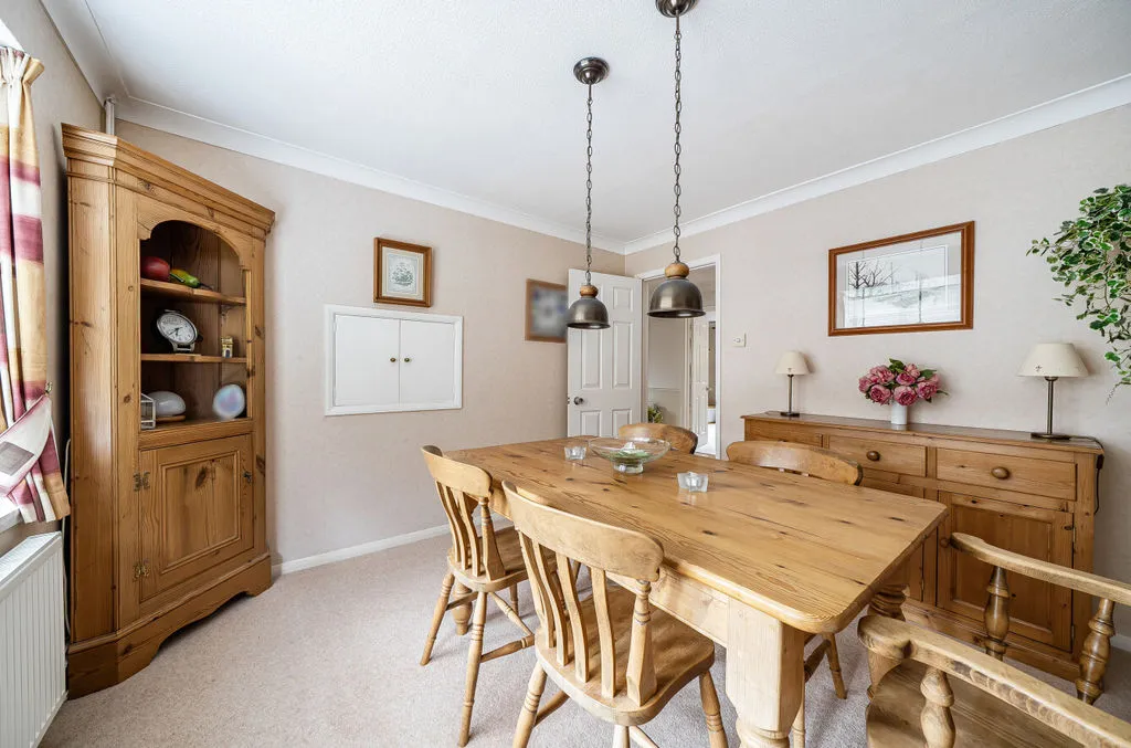 Reedham Drive, Purley CR8 4DS, photo 7