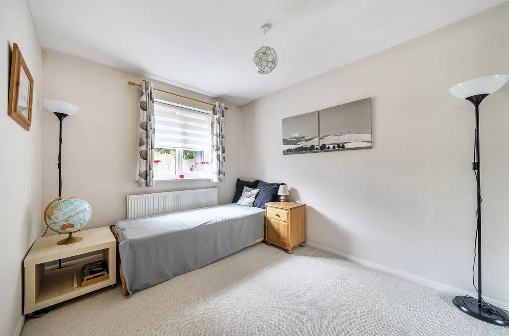 Reedham Drive, Purley CR8 4DS, photo 15