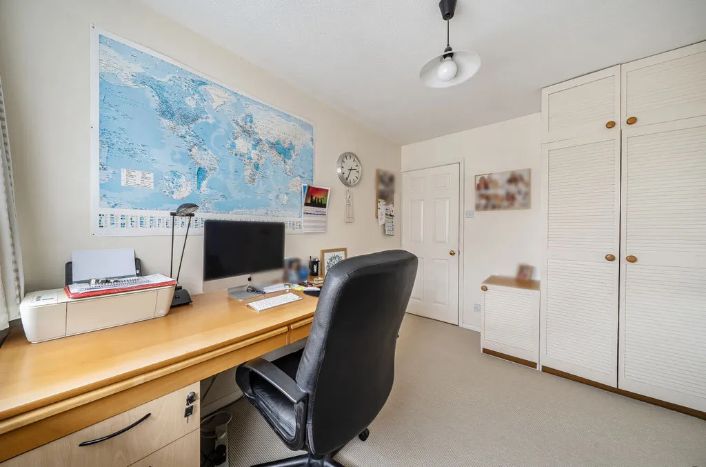 Reedham Drive, Purley CR8 4DS, photo 12