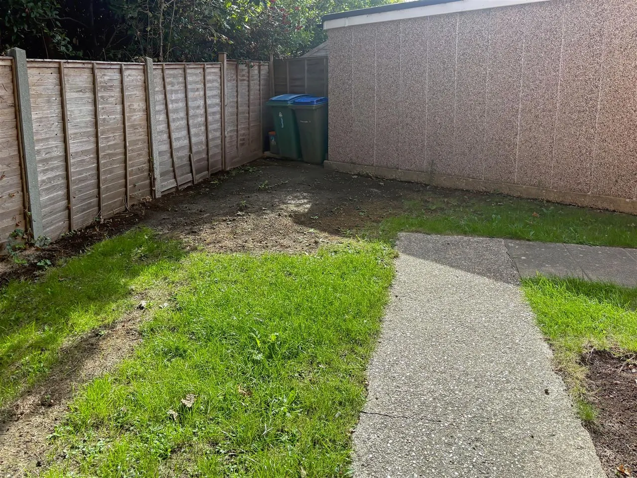 Dover Court, Fairlands, photo 14
