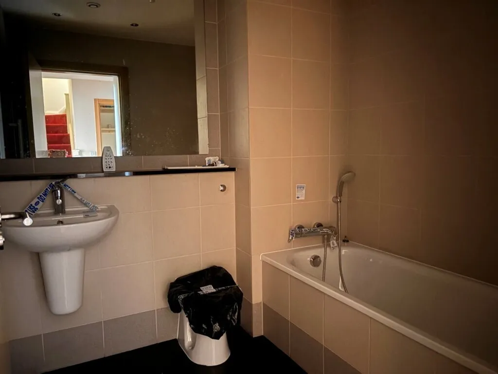 Dock Road, Birkenhead, CH41, photo 7