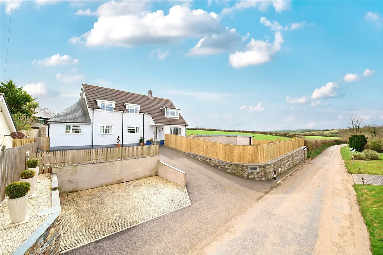 5 bed property for sale, St Teath, Wadebridge, PL30