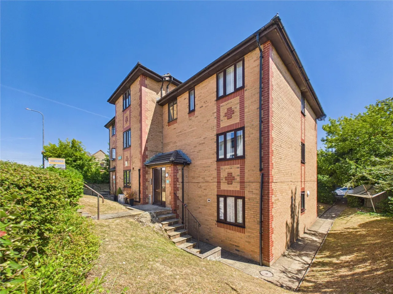1 bed flat for sale, Memorial Road, Hanham, BS15