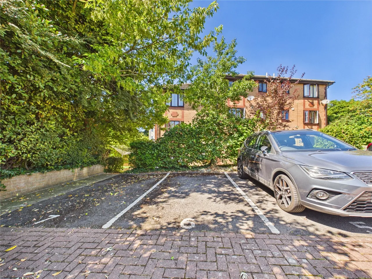 Memorial Road, Hanham, BS15, photo 10