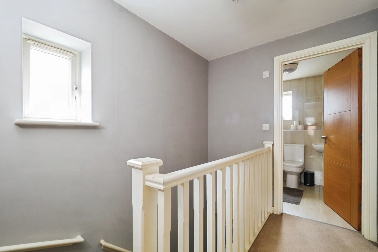 Pilot Drive, Hucknall, Nottingham, Nottinghamshire, NG15, photo 9