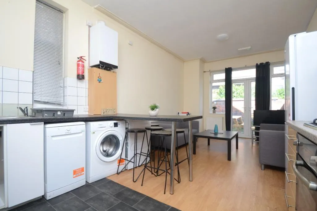 Scarsdale Road, Manchester, M14, photo 15