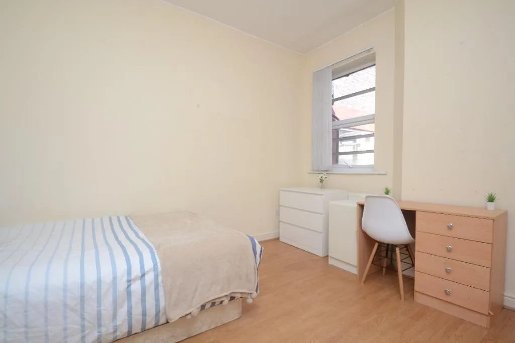 Scarsdale Road, Manchester, M14, photo 12