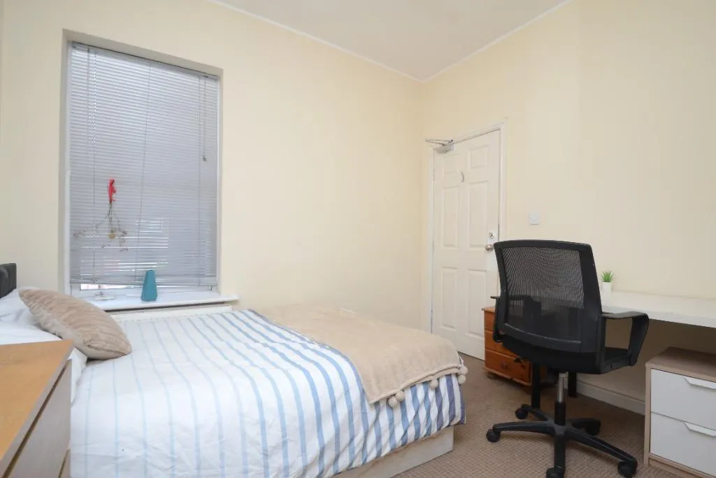 Scarsdale Road, Manchester, M14, photo 7