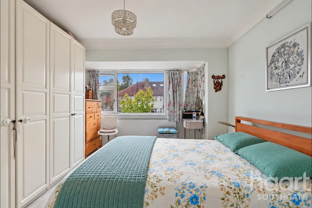 Chestnut Close, London, N14, photo 44
