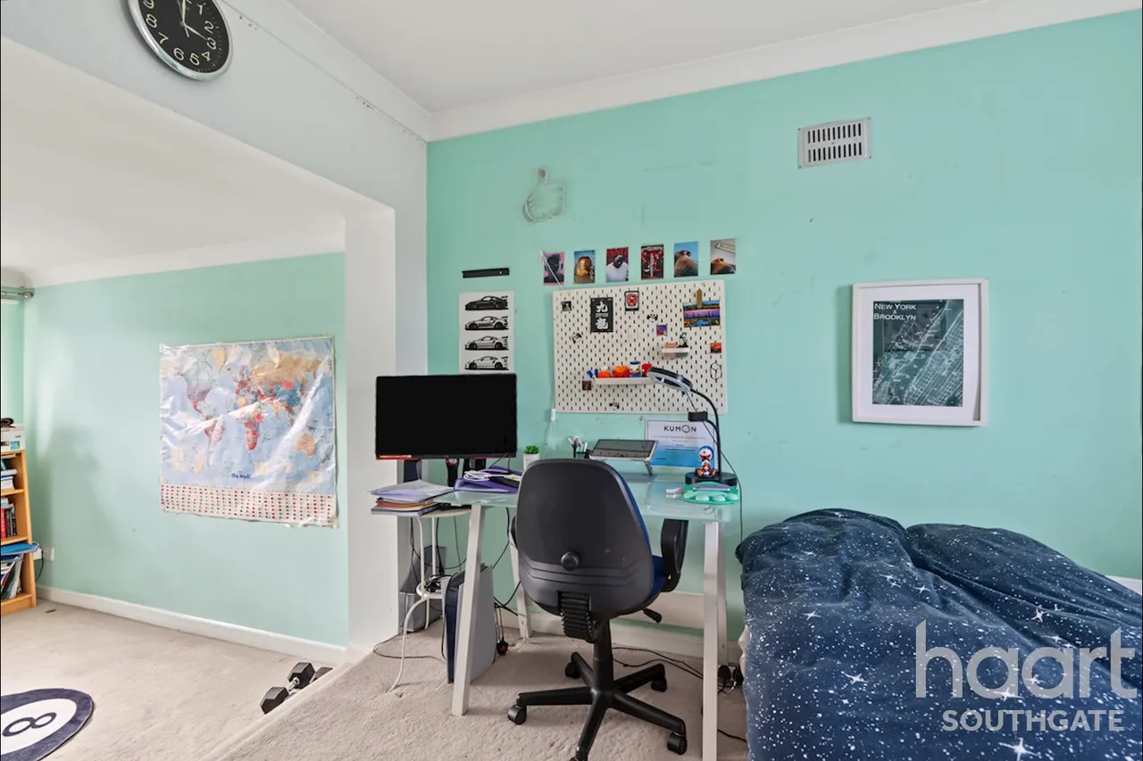 Chestnut Close, London, N14, photo 37