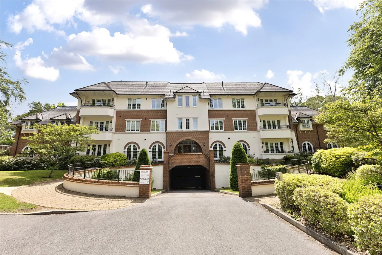 Wood Road, Hindhead, GU26, photo 18
