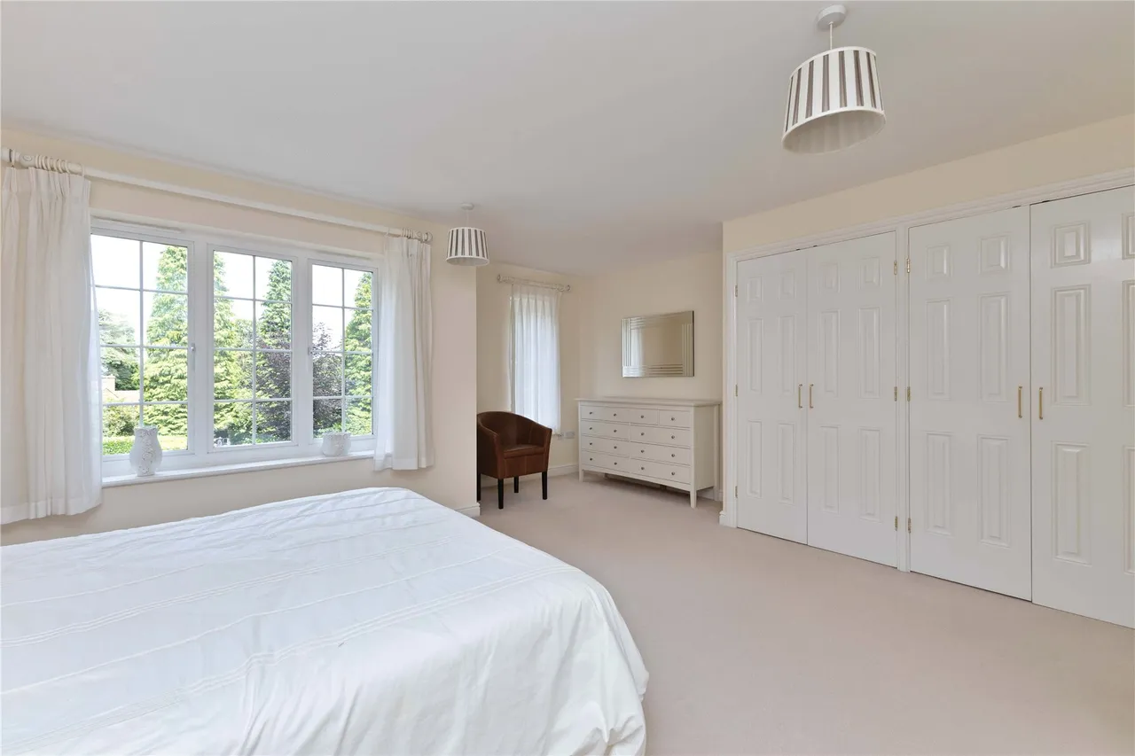 Wood Road, Hindhead, GU26, photo 9