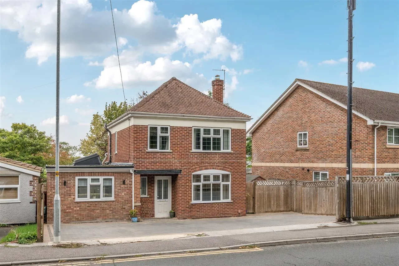 Leigh Road, Westbury, BA13, photo 22