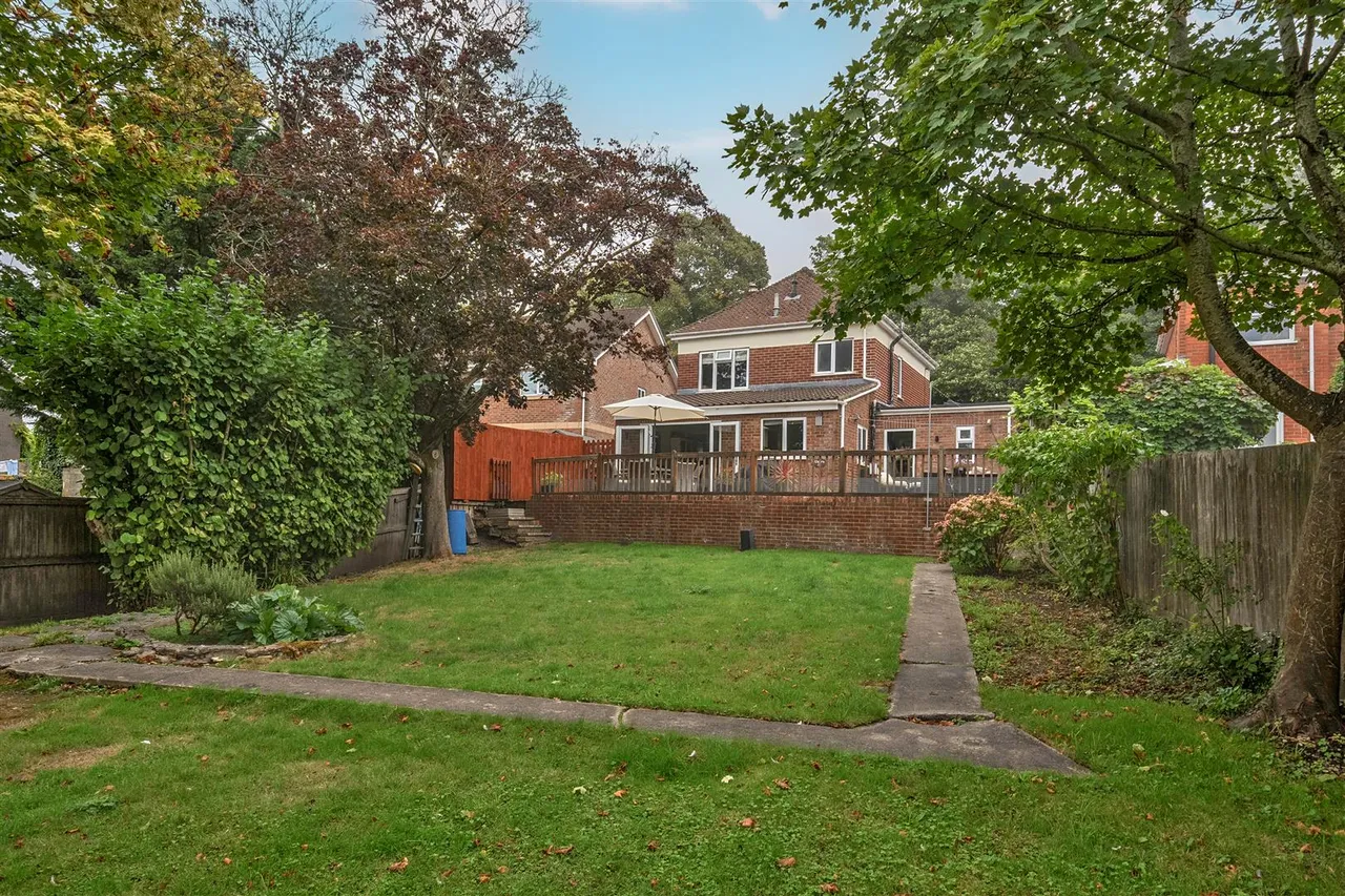 Leigh Road, Westbury, BA13, photo 20