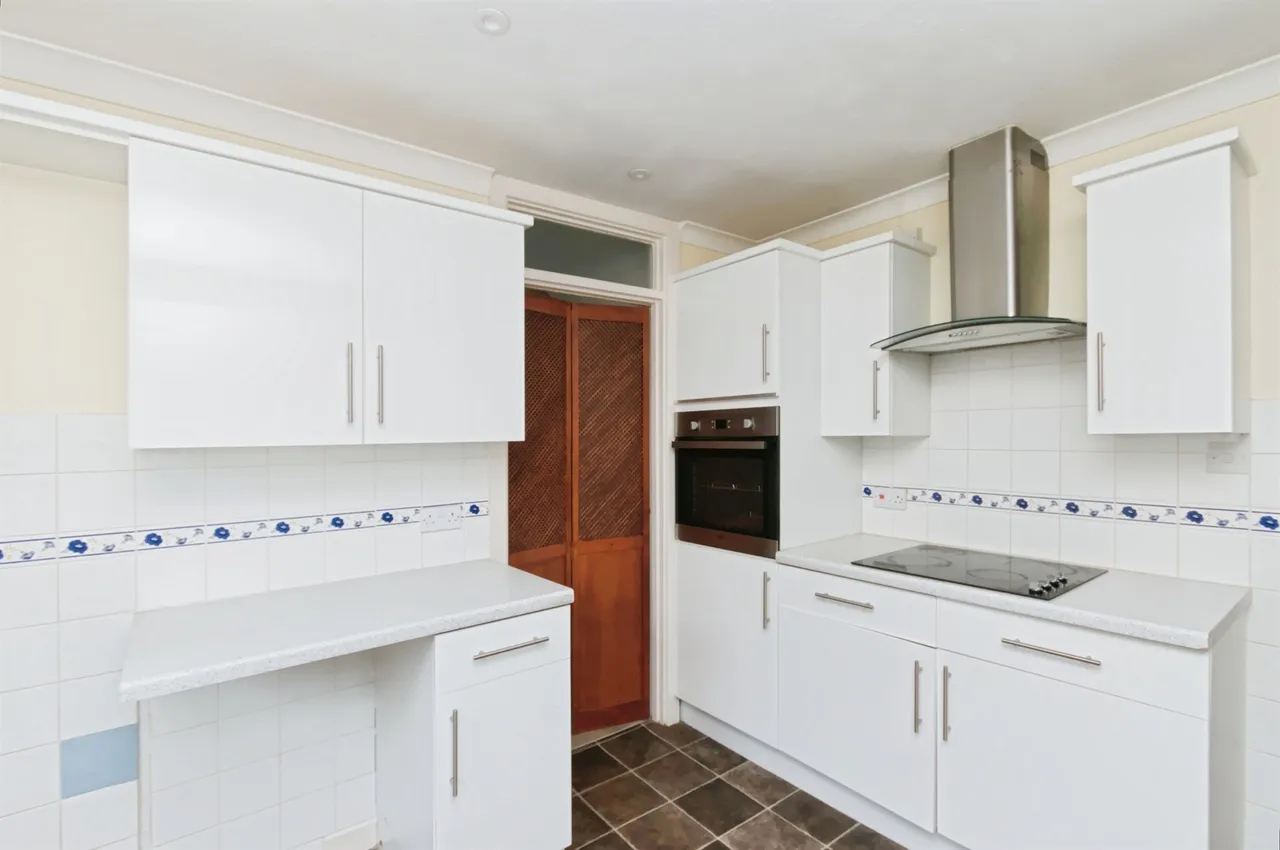 Sandown Way, Bexhill-On-Sea, TN40, photo 2