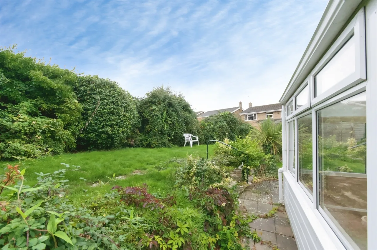 Sandown Way, Bexhill-On-Sea, TN40, photo 16