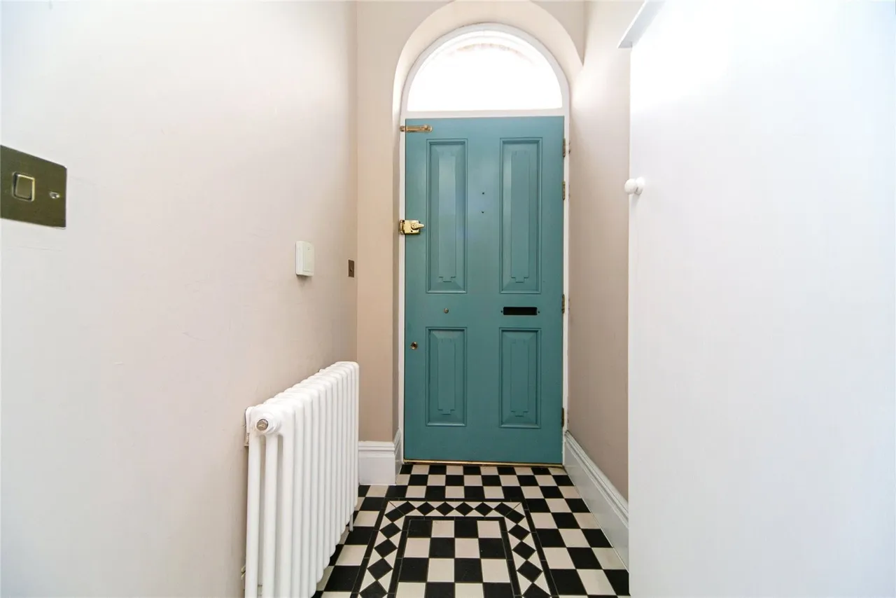 Catharine Street, Liverpool, L8, photo 2