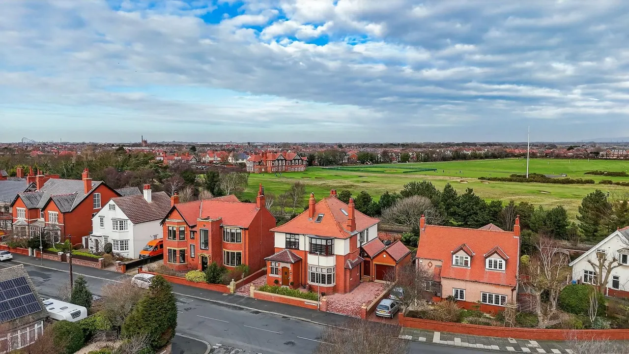 St. Andrews Road South, Lytham St. Annes, FY8, photo 2