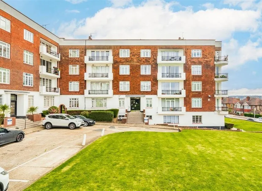 3 bed flat for sale — Dollis Hill Lane, Dollis Hill, NW2