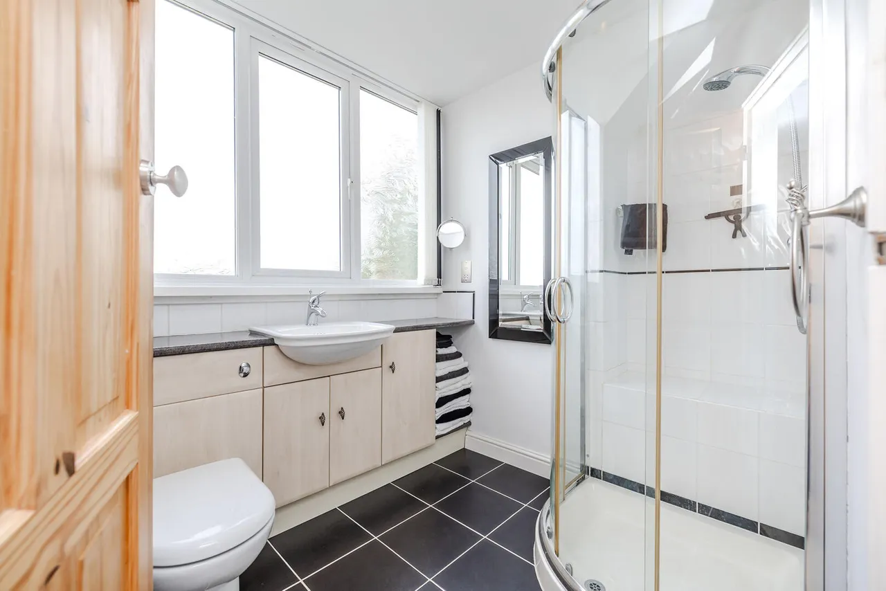 Middle Drive, Darras Hall, photo 22