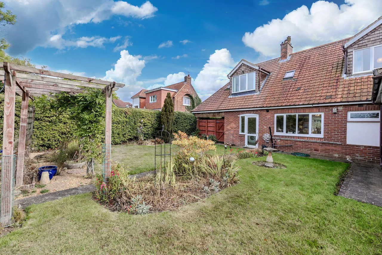 Middle Drive, Darras Hall, photo 31