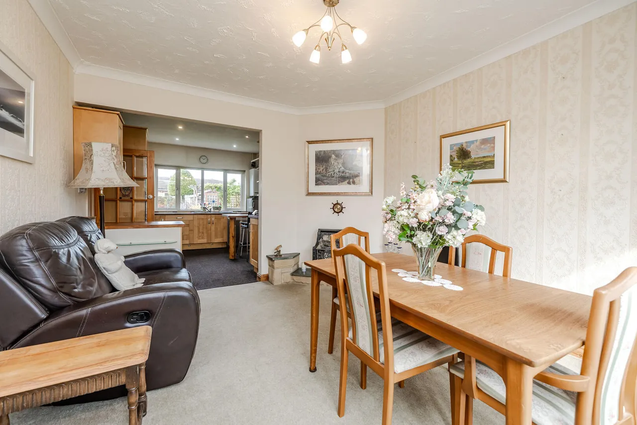 Middle Drive, Darras Hall, photo 7
