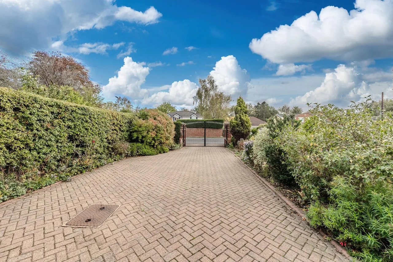 Middle Drive, Darras Hall, photo 38