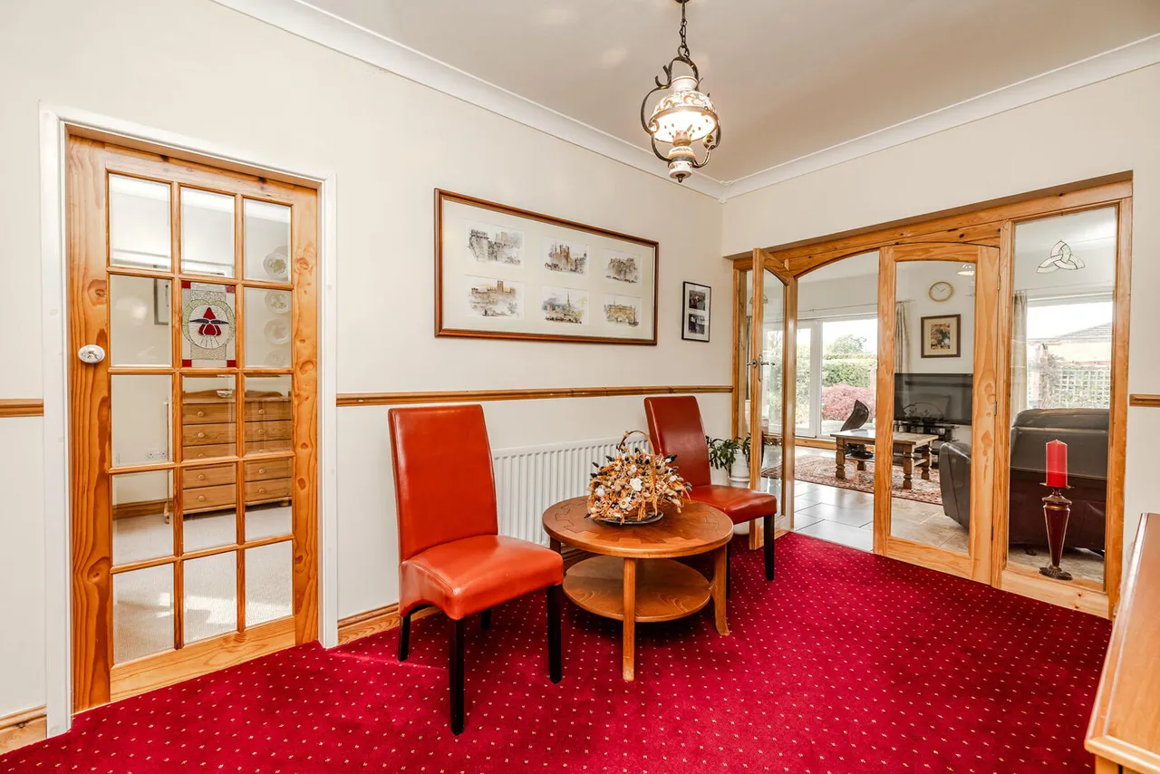 Middle Drive, Darras Hall, photo 9