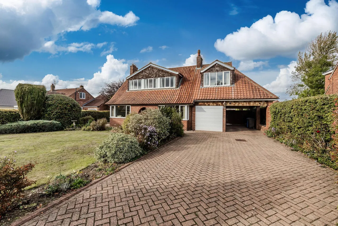 Middle Drive, Darras Hall, photo 35