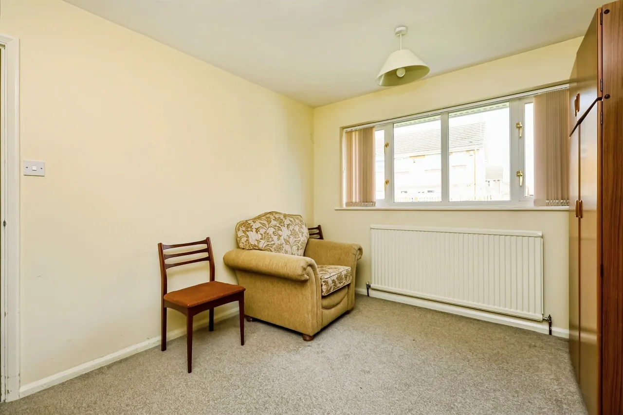 Longfield Drive, Ravenfield, S65, photo 6