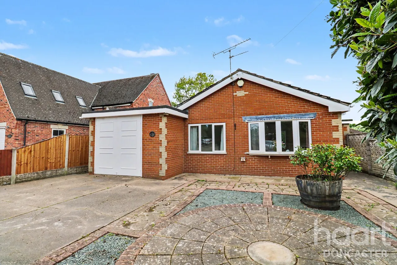 3 bed house for sale, Eastfield Lane, Auckley, DN9