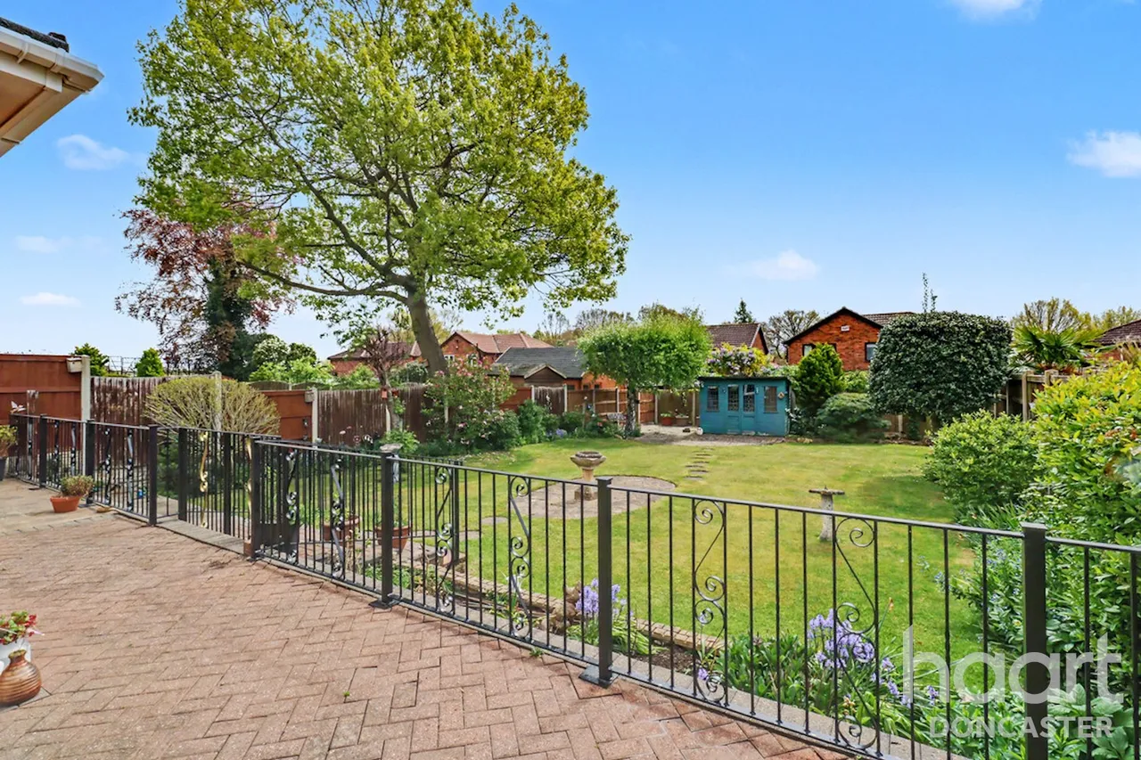 Eastfield Lane, Auckley, DN9, photo 4