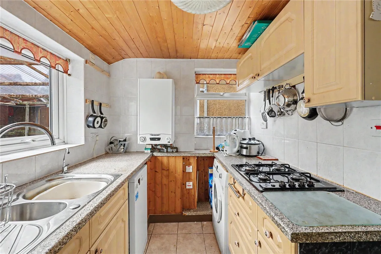 Holt Road, Hellesdon, Norwich, Norfolk, NR6, photo 8
