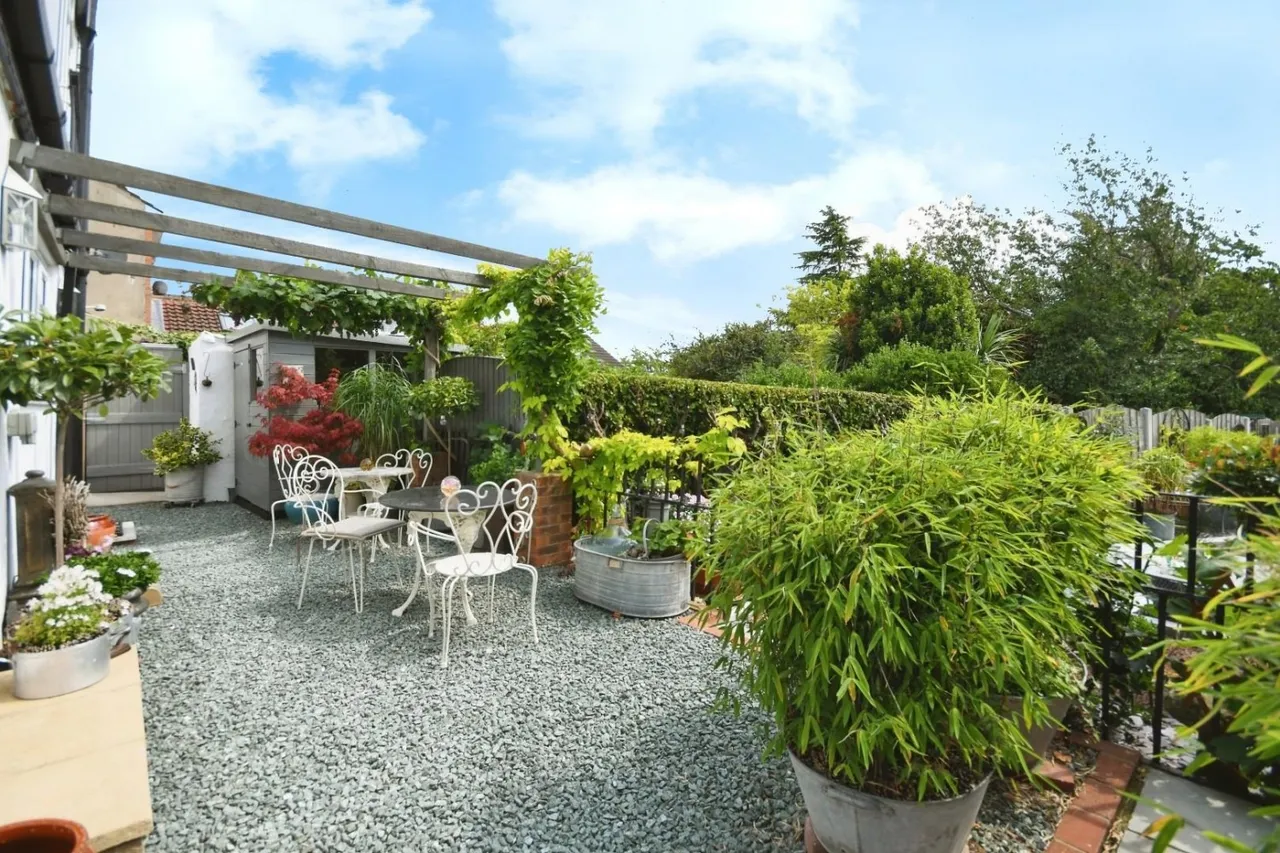 Old Road, Brampton, S40, photo 17
