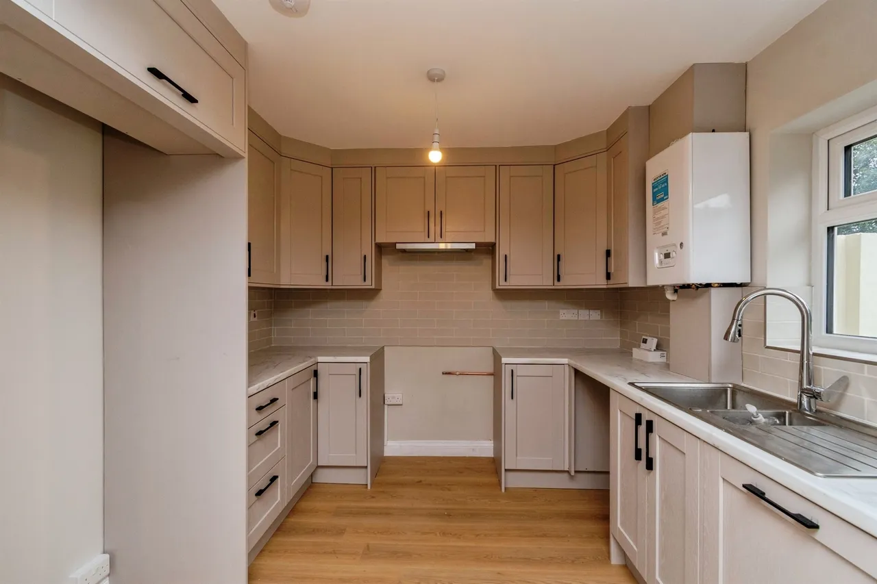 Stephenson Avenue, Walsall, WS2, photo 5