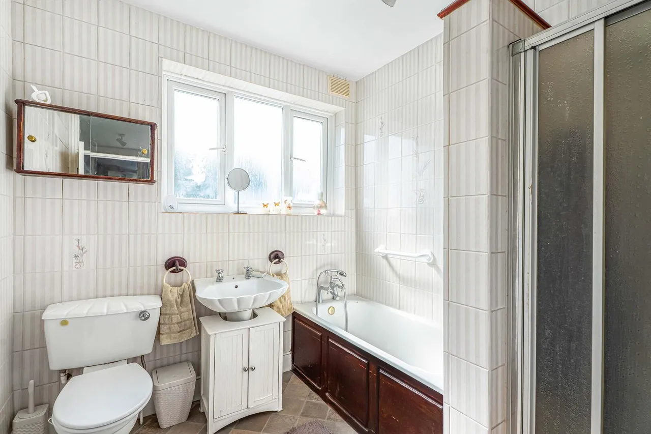 Princes Avenue, London, N13, photo 9