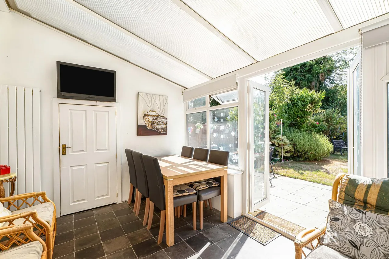Princes Avenue, London, N13, photo 4