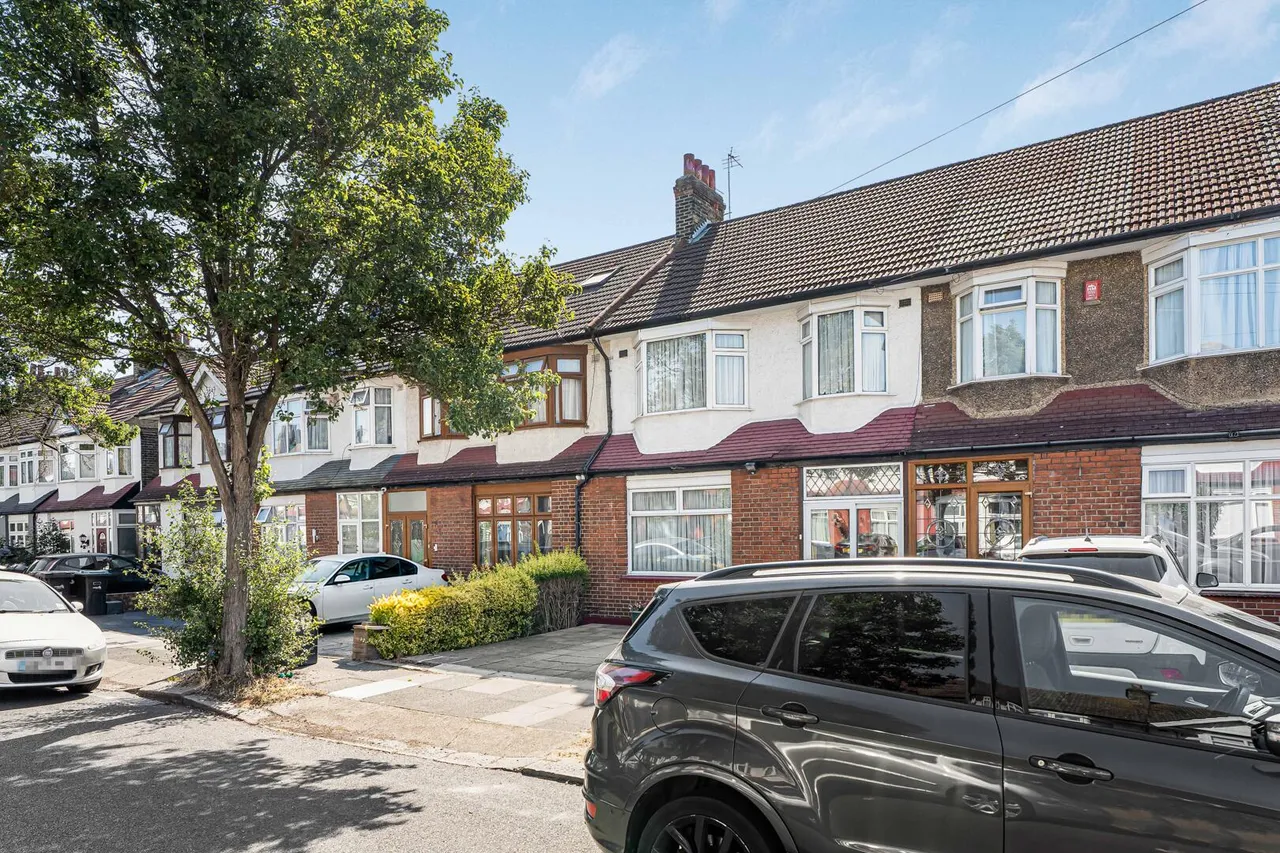 Princes Avenue, London, N13, photo 19