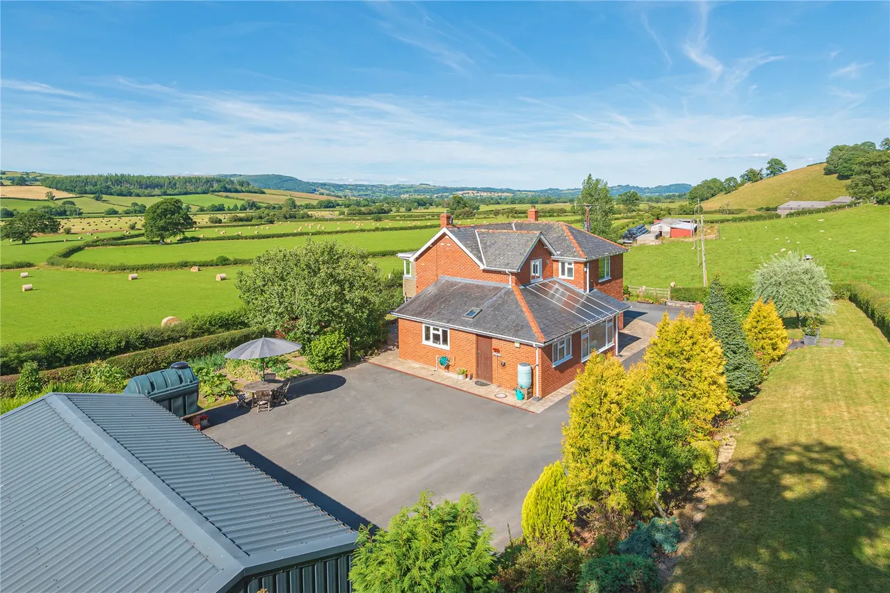 Llandinam, Powys, SY17 5BQ, photo 2
