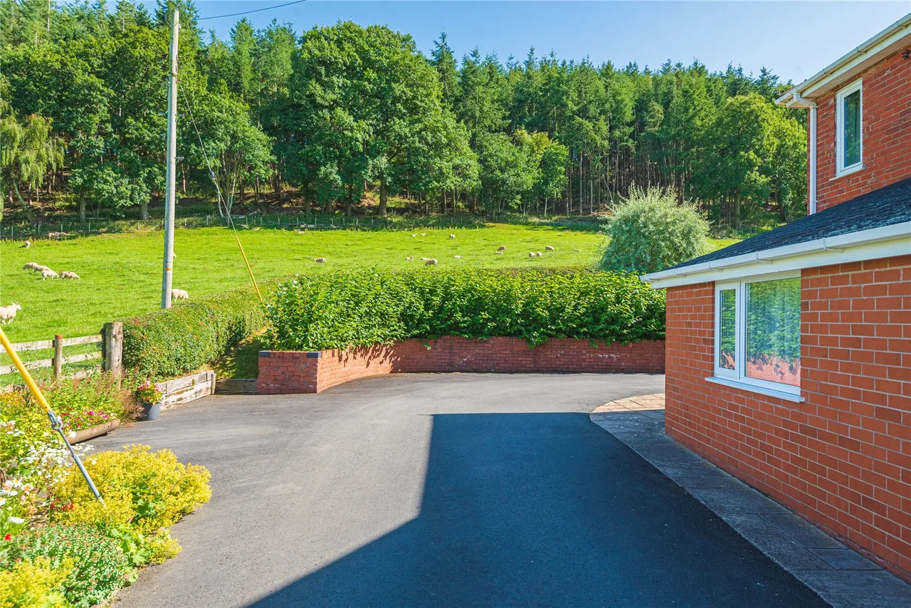 Llandinam, Powys, SY17 5BQ, photo 40