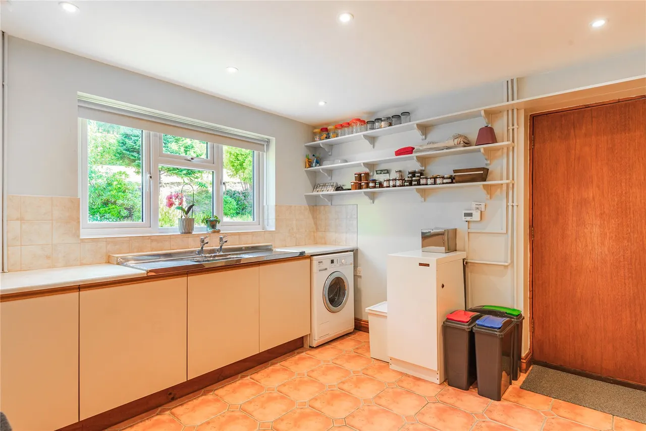 Llandinam, Powys, SY17 5BQ, photo 16