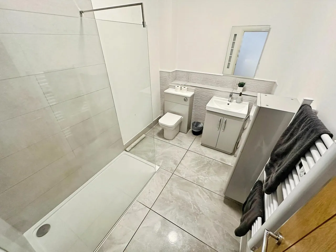 Wellington Street, Luton, LU1, photo 7